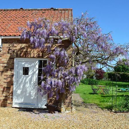 Wisteria Cottage Gayton  Extérieur photo